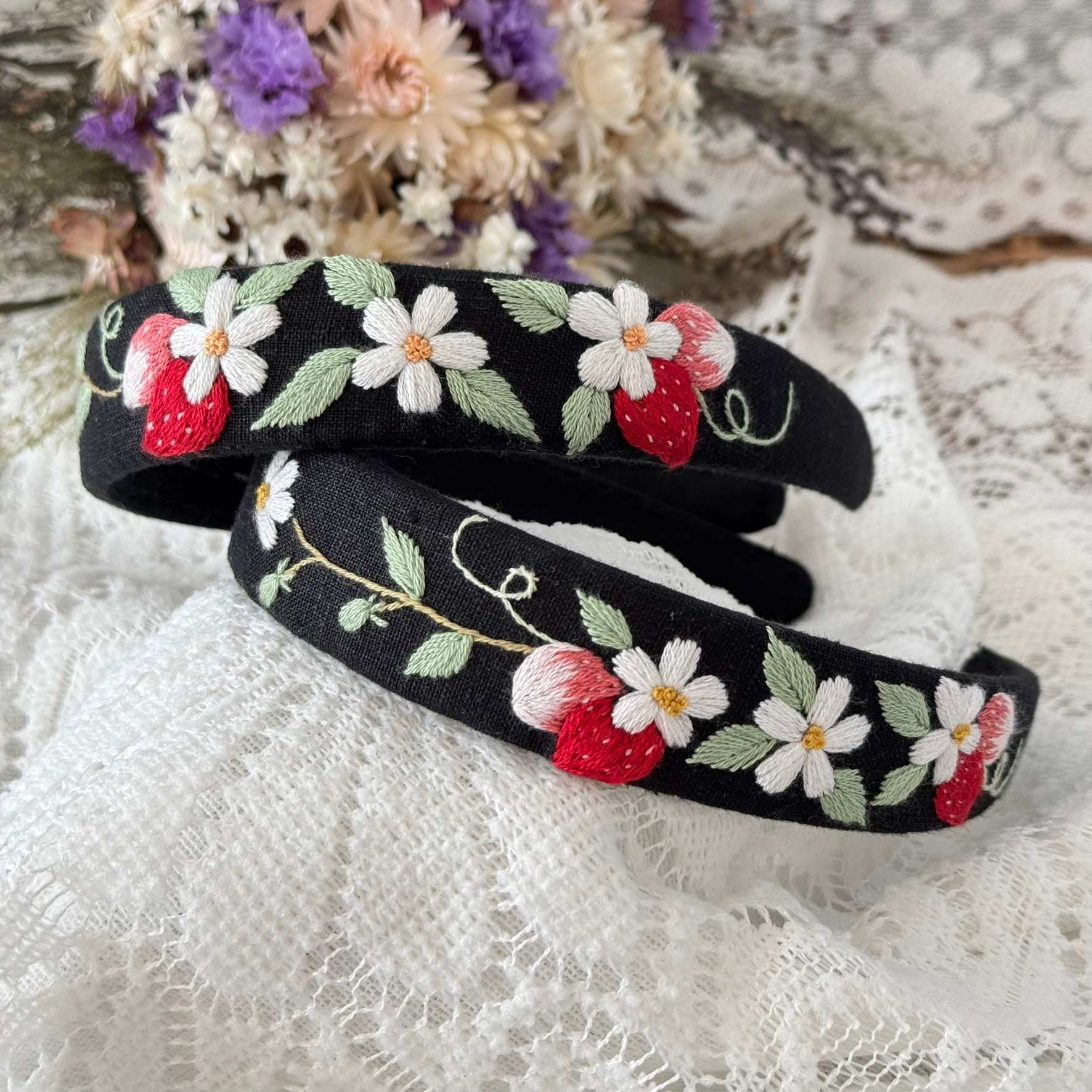 Mansikat ja Kukat Hiuspanta